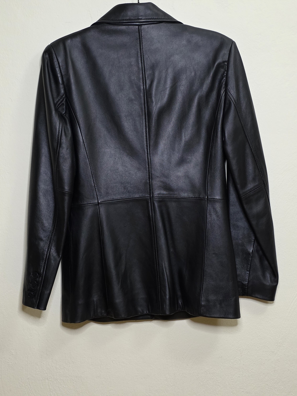 Valerie Stevens Black Leather Blazer - Picture 2 of 3